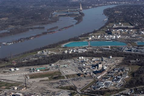 Rubbertown chemical plant fined 100,000 in settlement with city of