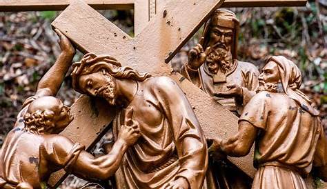 Chemin de croix, chemin de réconciliation Lourdes Cancer
