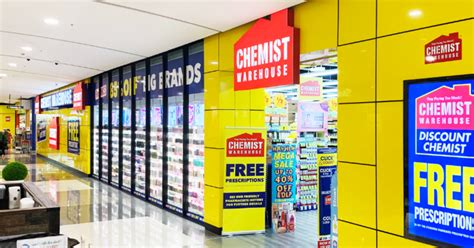 chemist warehouse trading hours today