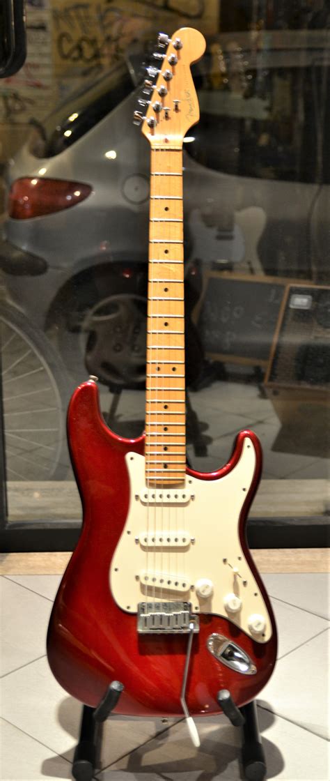 cherry red strat