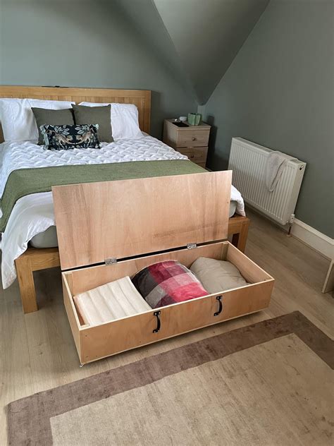 Chest For Bed Pillows