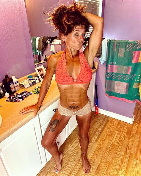 chestnut michelle nude