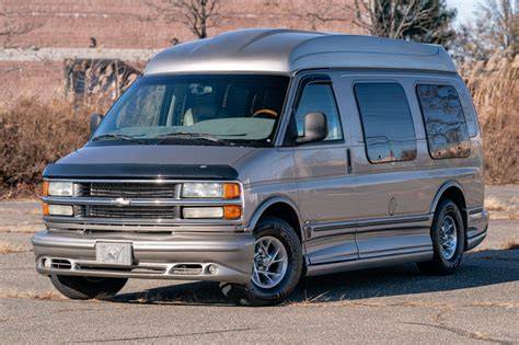 2016 Chevy Express 2500 Explorer Limited XSE Mike Castrucci