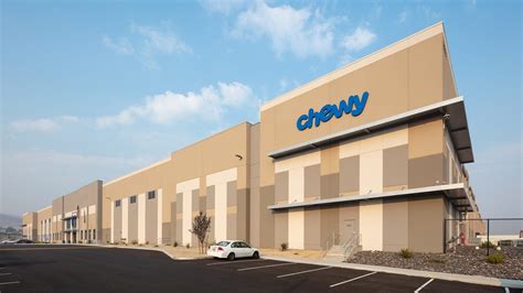 Chewy Store Location