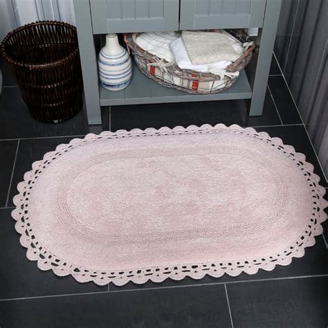 Chic Bathroom Rugs