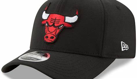 New Era Chicago Bulls Team Black on Black 9Fifty Stretch Snapback Cap