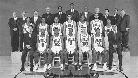 chicago bulls roster 2001