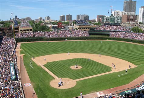 chicago cubs baseball field