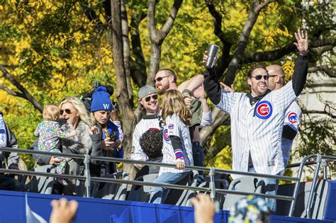 chicago cubs championships 2016 parade