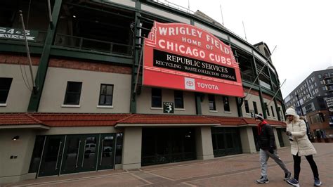 chicago cubs front office address