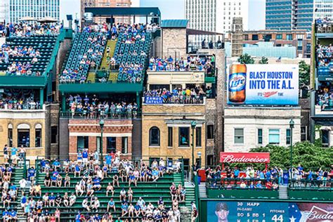 chicago cubs rooftop tour