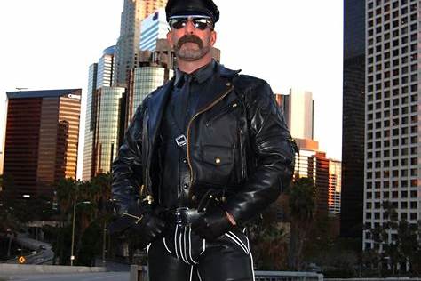 CHICAGO LEATHER GAY
