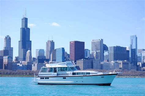 chicago luxury yacht charter rental