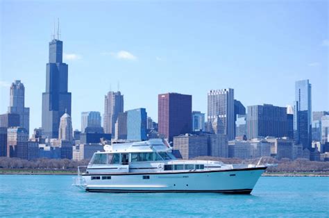 chicago private yacht rentals