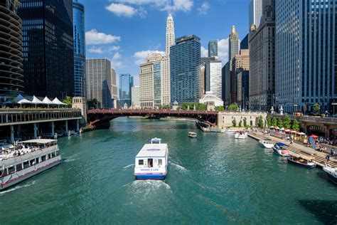 Chicago River Tour
