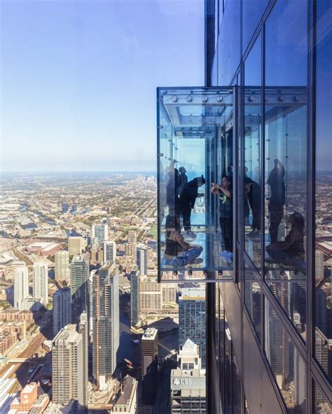 chicago sky deck with glass