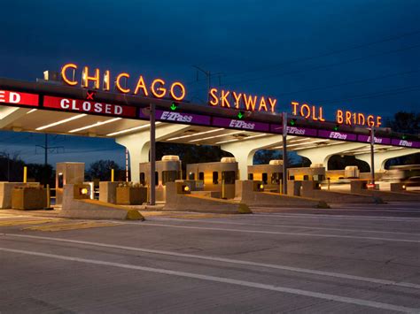 chicago skyway sign
