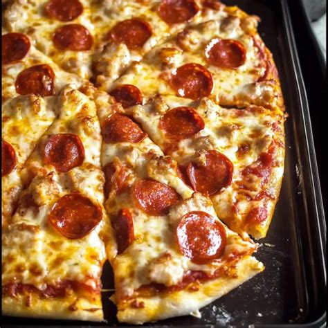 Chicken Pepperoni Pizza Description