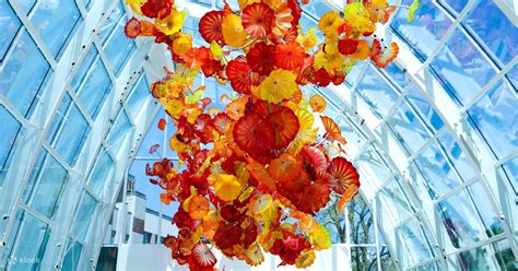 chihuly garden and glass admission
