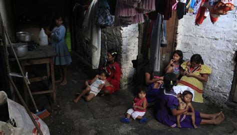children lost in colombian poverty