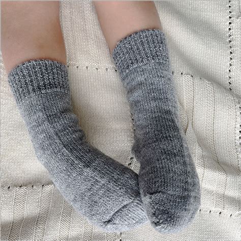 Childrens 100 Wool Socks