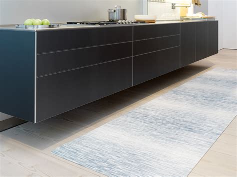 Chilewich Teppich Skinny Stripe steel