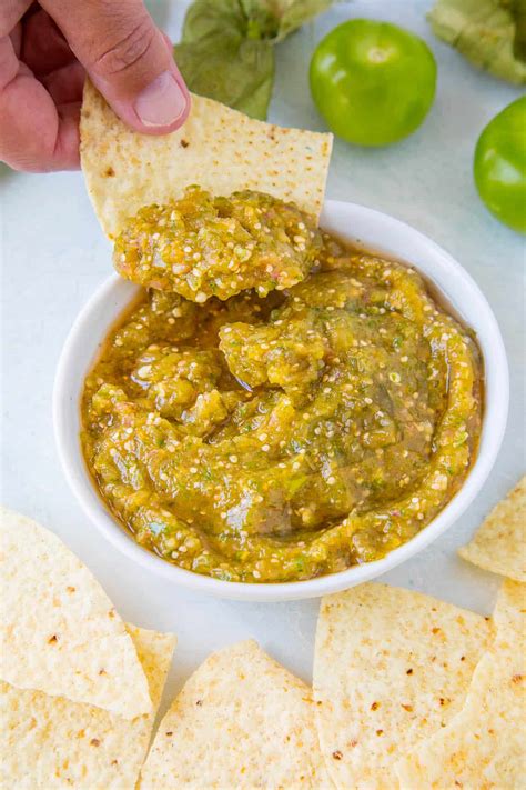 chili with salsa verde