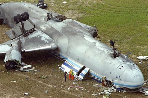 chinese airline crash news report