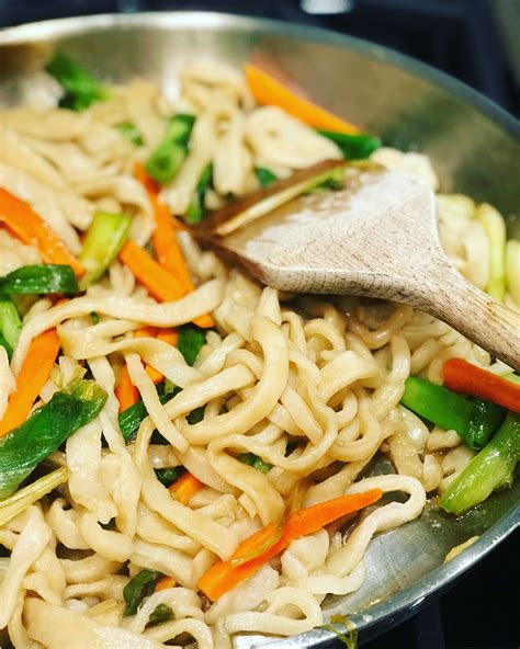 chinese noodles near me vegetarian