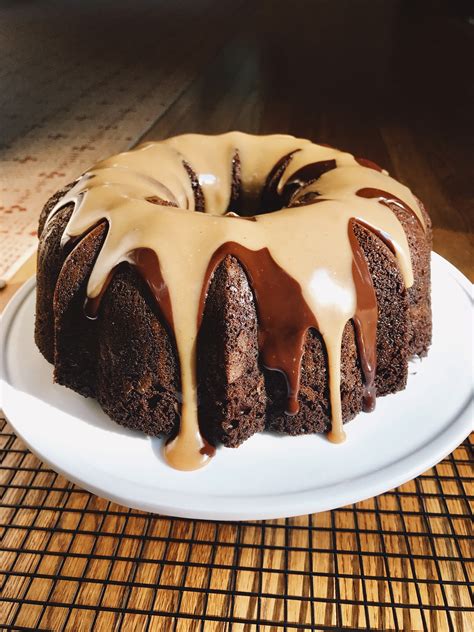 Chocolate Bundt Cake With Peanut Butter Filling