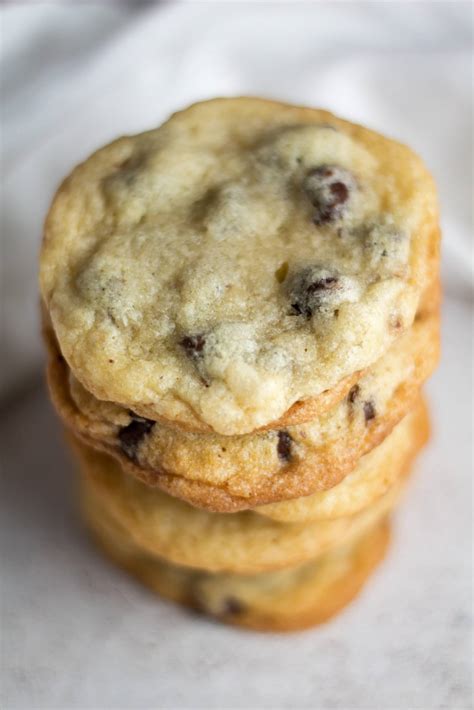 Irresistible Chocolate Chip Cookies Without Brown Sugar: Two Delicious Recipes