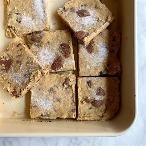 ChocolateChunk Shortbread Recipe in 2020 Shortbread, Sweet cookies, Cookies, cream