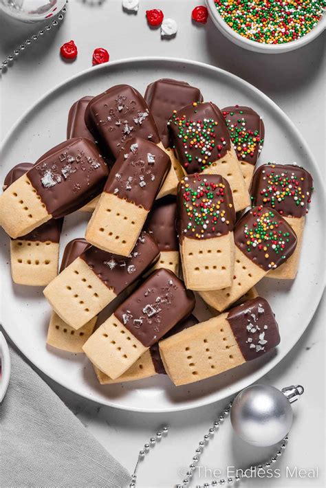 Chocolate Dip Shortbread