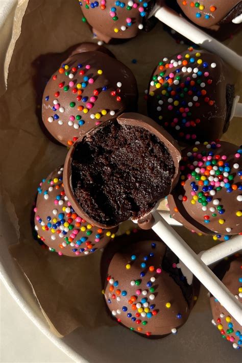 chocolate for cake pops