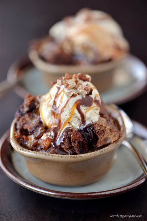 Crockpot pudding Warm desserts, Slow cooker desserts, Crock pot desserts