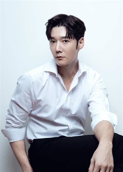Unveiling The Charismatic Journey Of Choi Jin-Hyuk