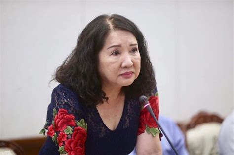 chong nhu loan la ai