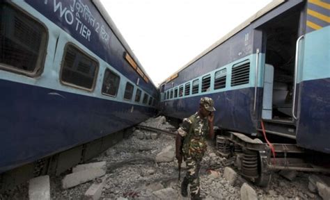 choque de trenes india