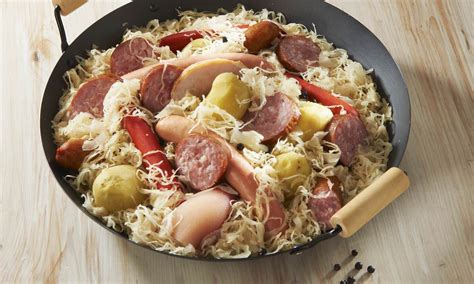 choucroute alsacienne au riesling