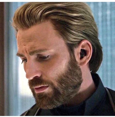 Chris Evans' Hairstyles Over the Years