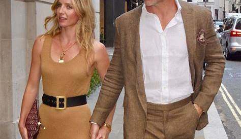 Chris Pine and Annabelle Wallis together at a dinner party