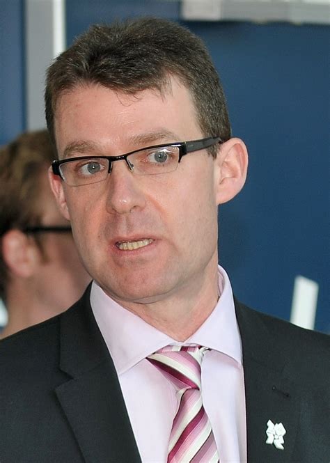 Unveiling Chris English's惊奇转型：揭秘行业新星