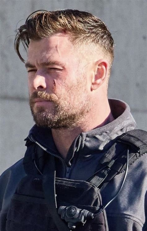 chris hemsworth extraction 2 hairstyle