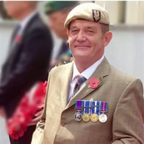 Look Chris Ryan Net Worth Trending