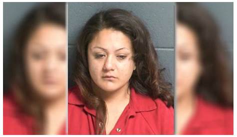 Woman charged for stabbing in Las Cruces