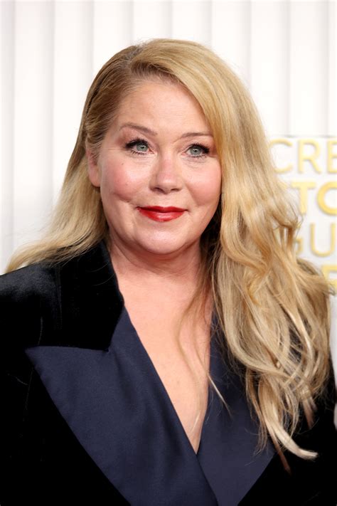 christina applegate 2023