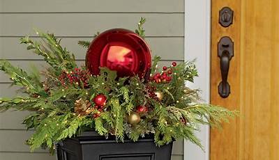 Christmas Planter Ideas For Front Porch