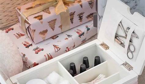 Christmas Present Ideas For Young Ladies 25+ Gifts Her » Kami Watson