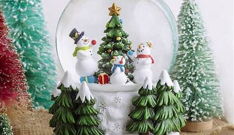 Christmas Snow Globe Wholesale Resin Santa Slaus Theme For Sale