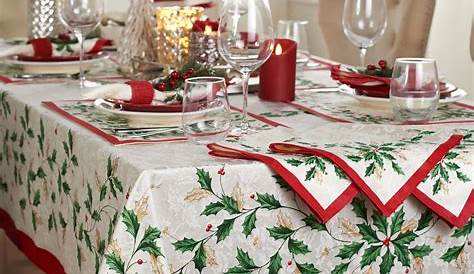 Christmas Table Cloth And Napkins 14 Piece Linen Set Runner Placemats 52"